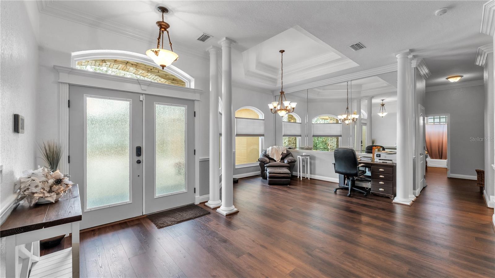 Image 5 of 59 For 1603 Sir Henrys Trail