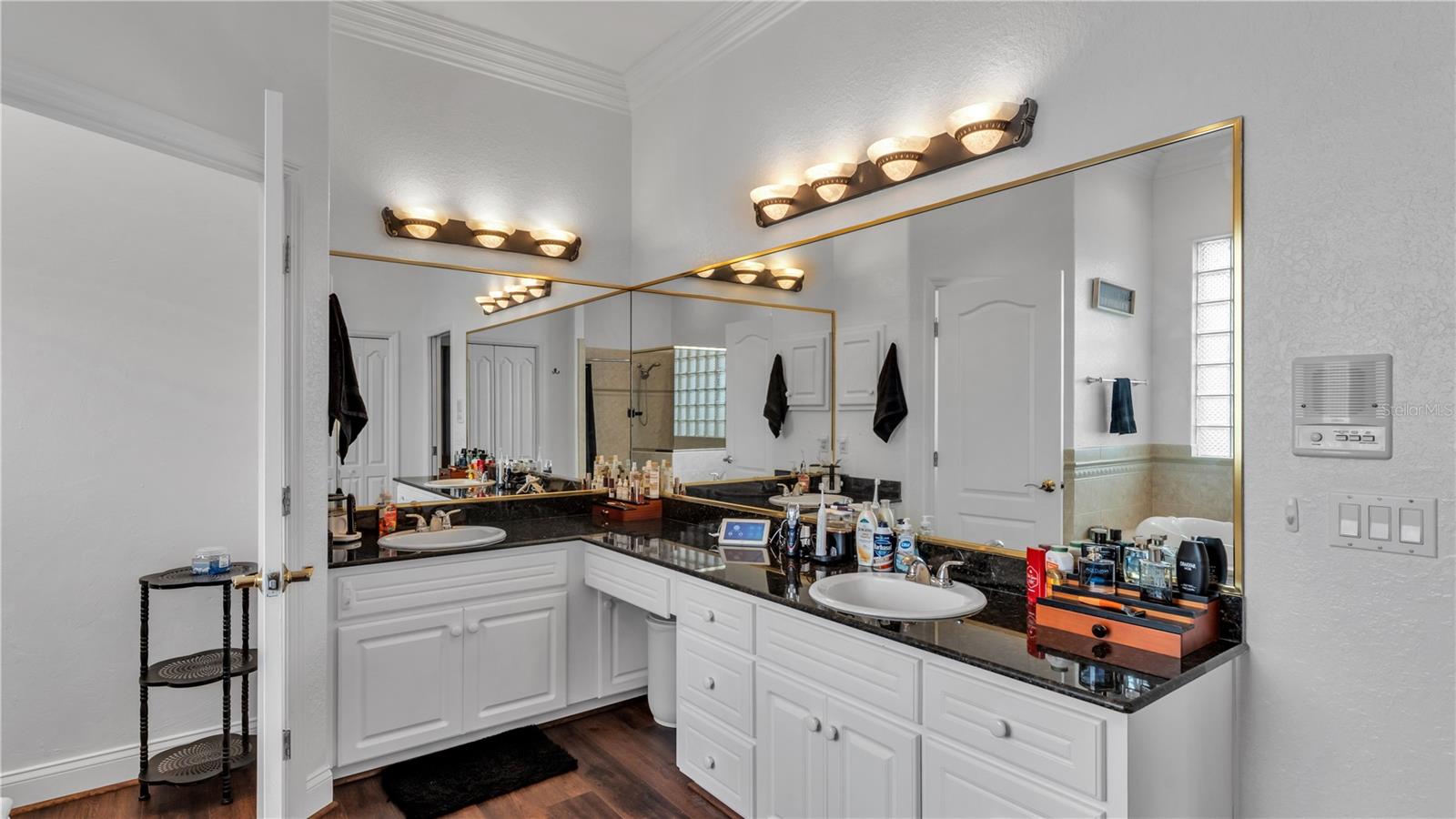 Image 9 of 59 For 1603 Sir Henrys Trail