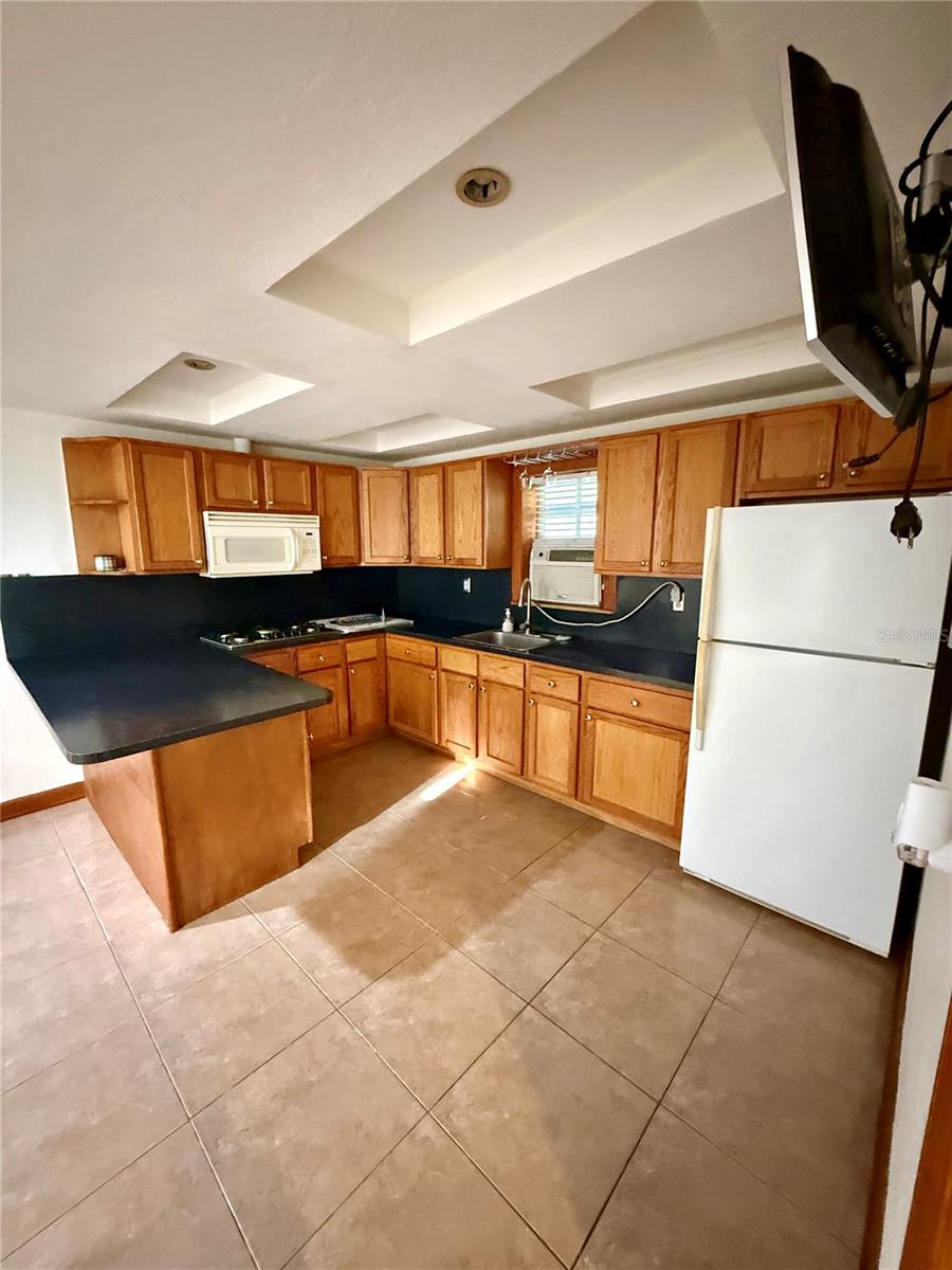 Image 10 of 20 For 106 Mason Street