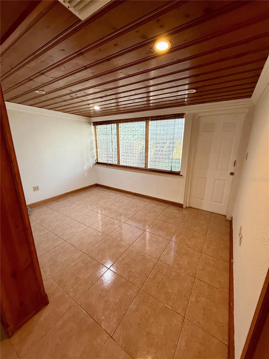 Image 13 of 20 For 106 Mason Street