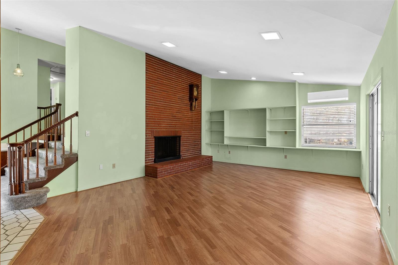 Image 30 of 58 For 15300 Lake Iola Road