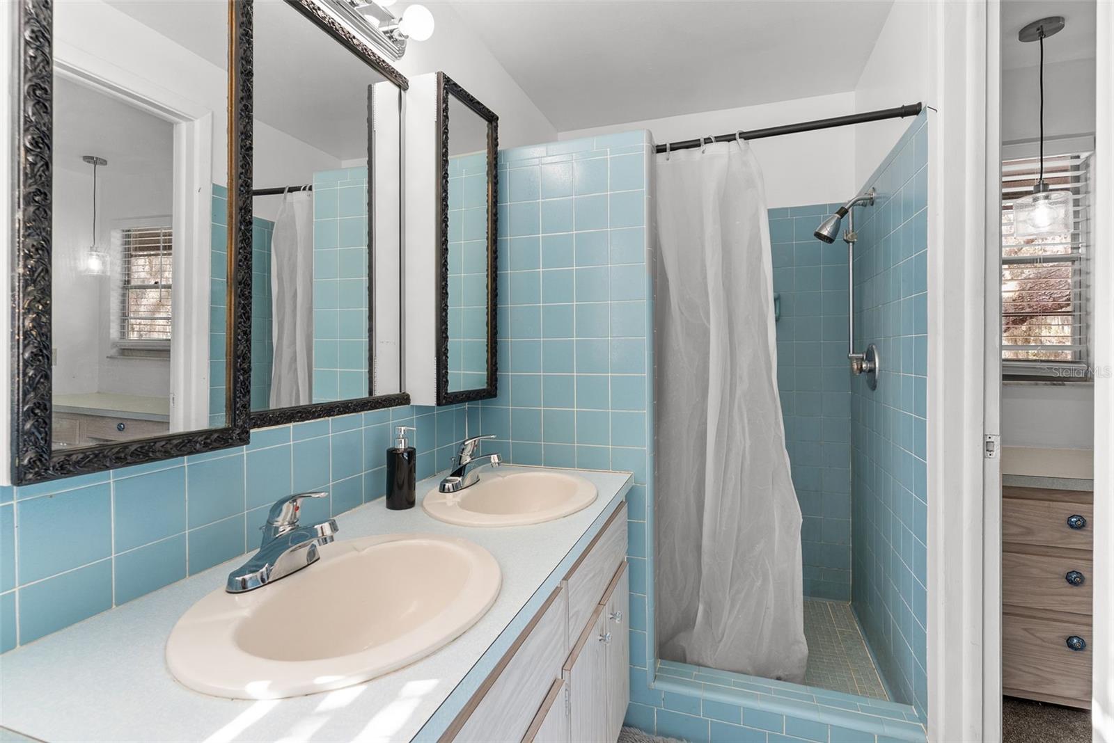 Image 45 of 58 For 15300 Lake Iola Road