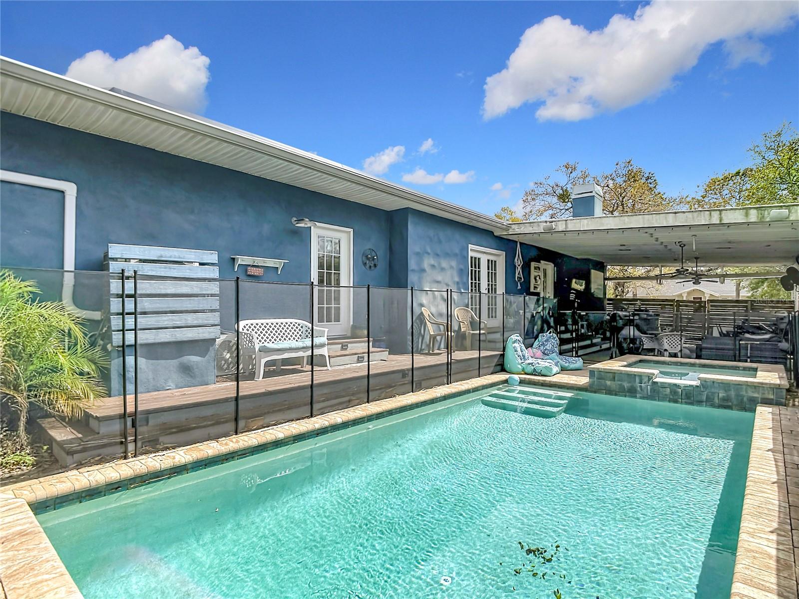 Image 12 of 92 For 105 Comanche Avenue