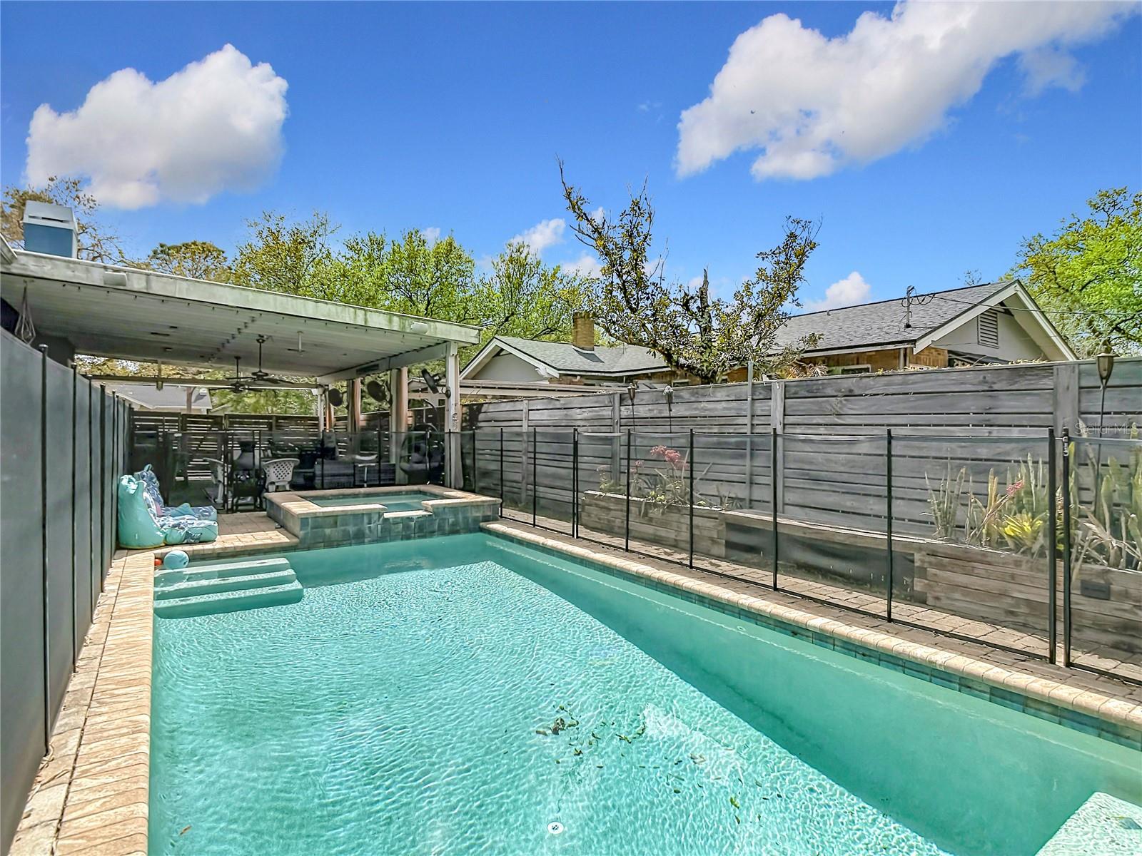 Image 13 of 92 For 105 Comanche Avenue