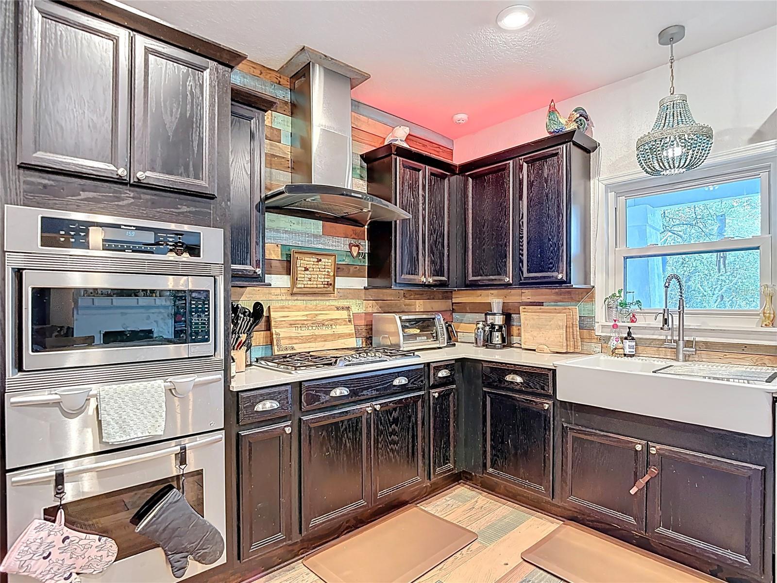 Image 38 of 92 For 105 Comanche Avenue