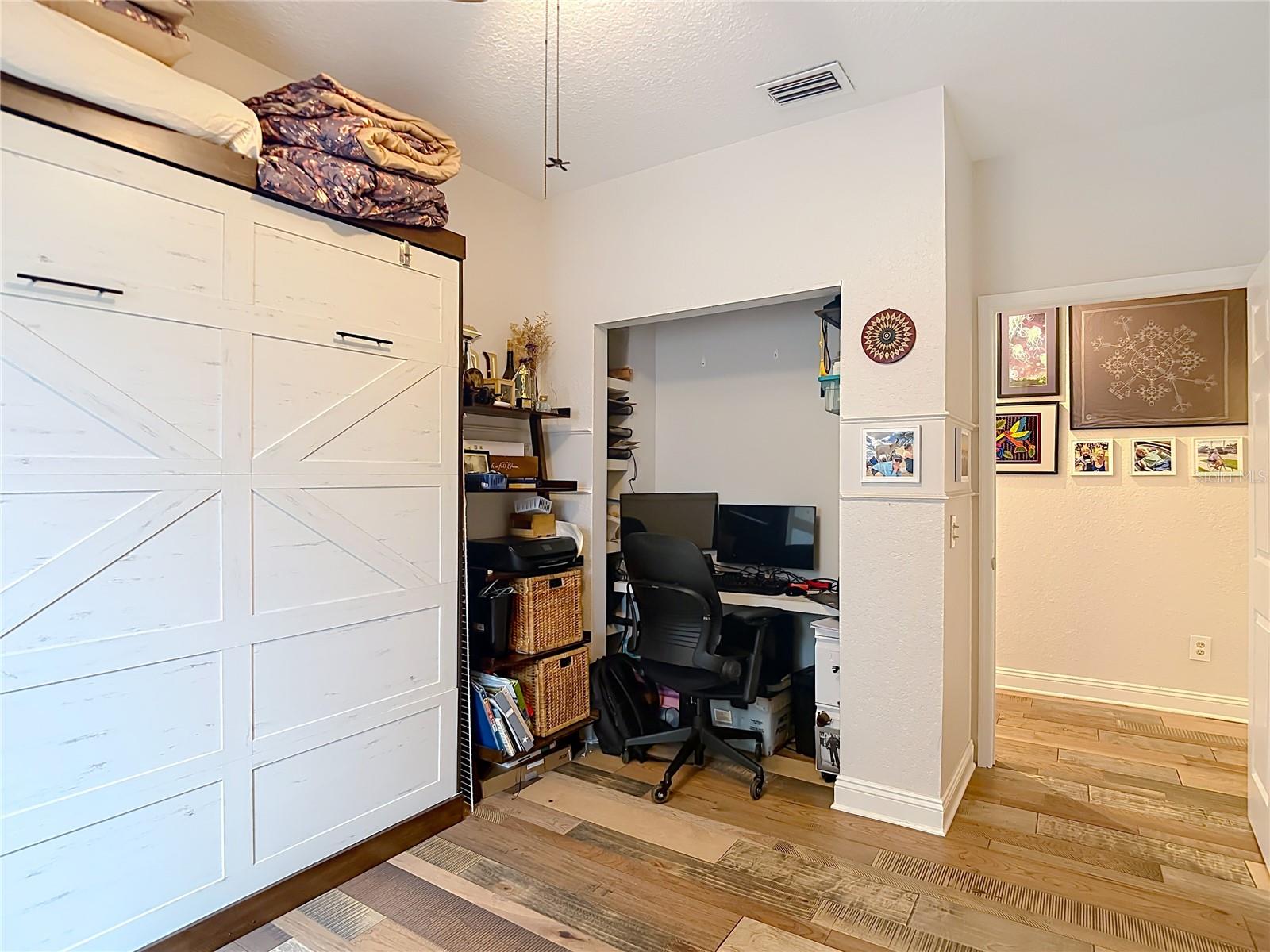 Image 54 of 92 For 105 Comanche Avenue