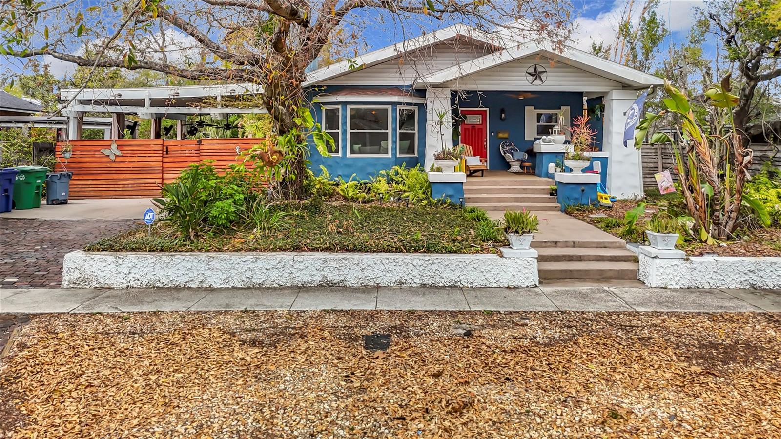 Image 60 of 92 For 105 Comanche Avenue