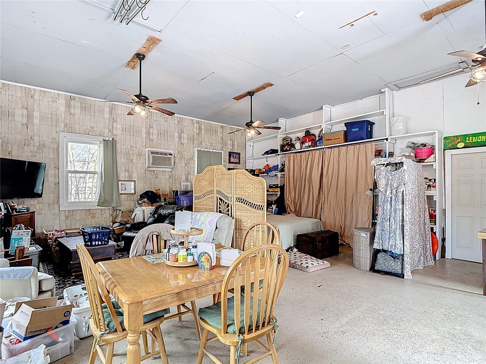 Image 66 of 92 For 105 Comanche Avenue