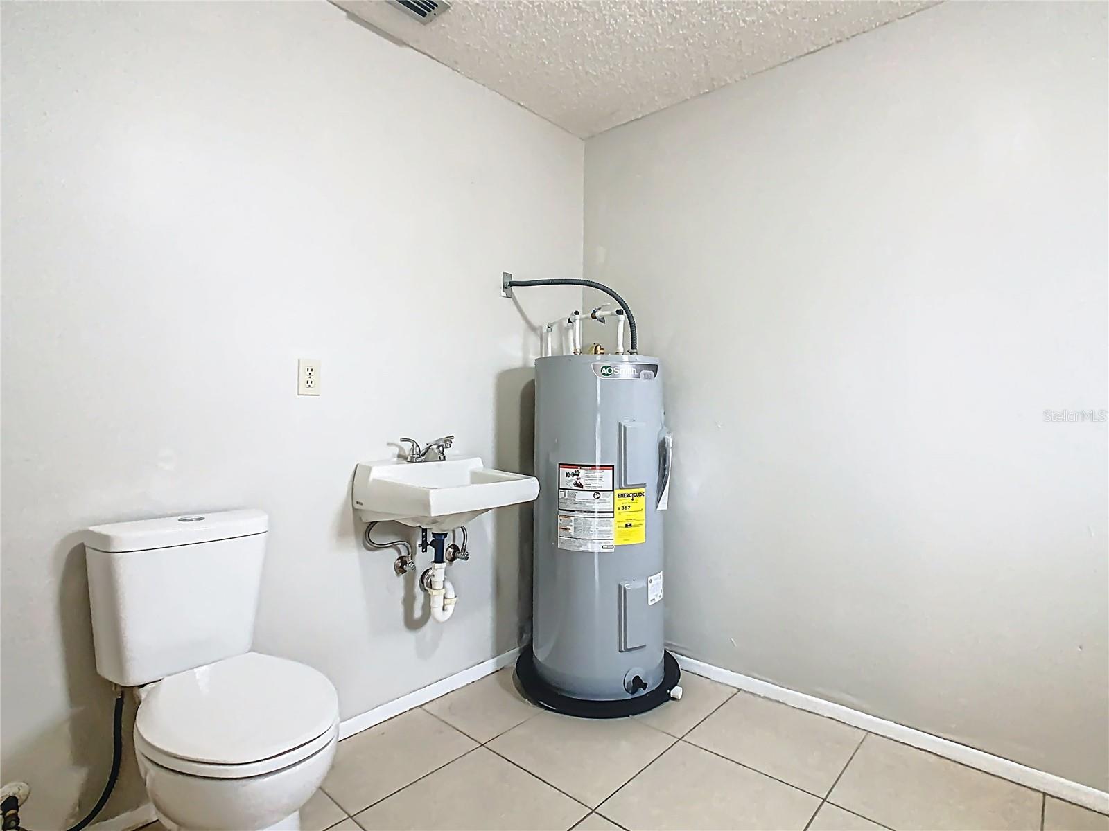 Image 32 of 42 For 4530 Ballentine Court