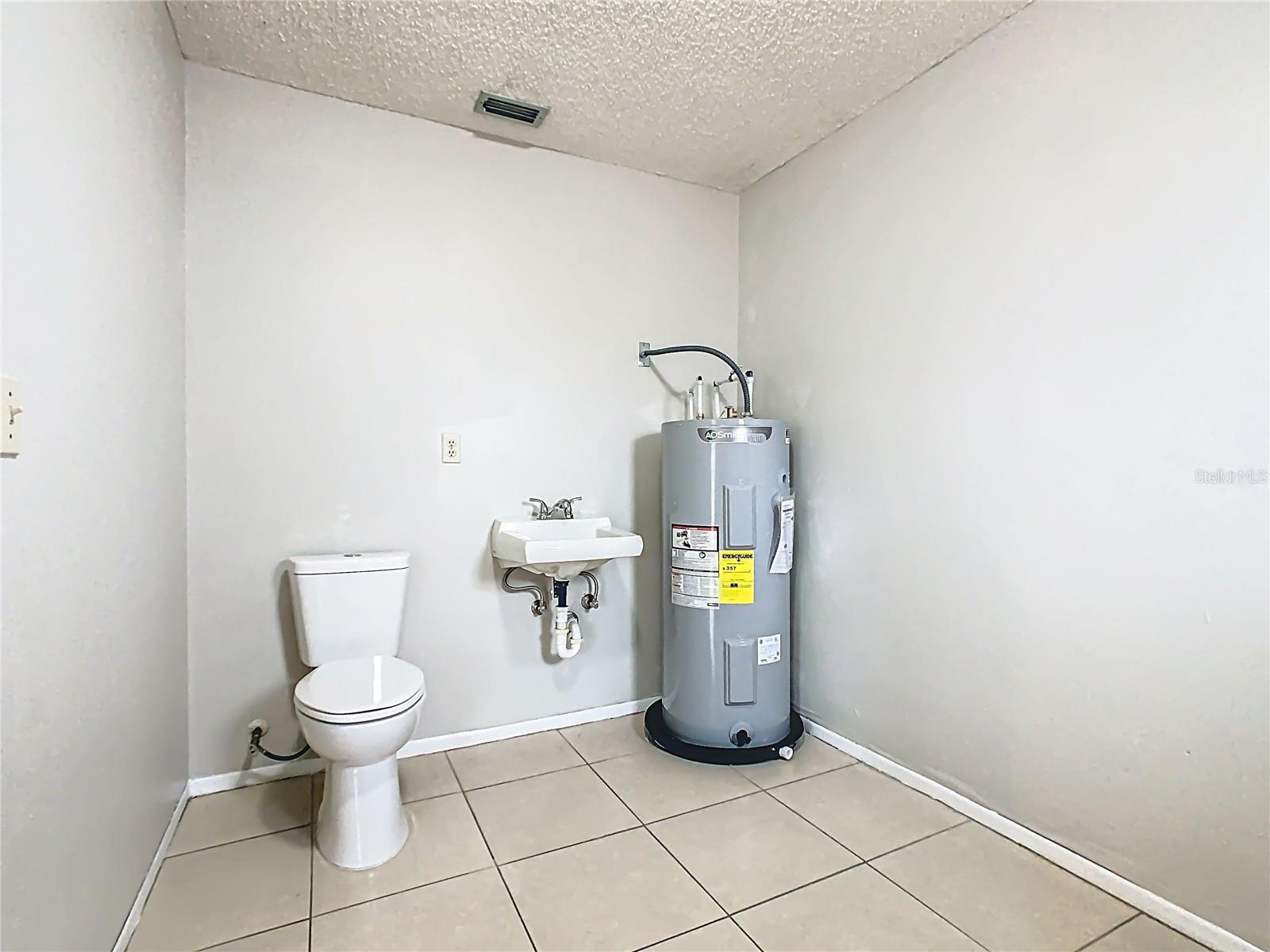 Image 33 of 42 For 4530 Ballentine Court