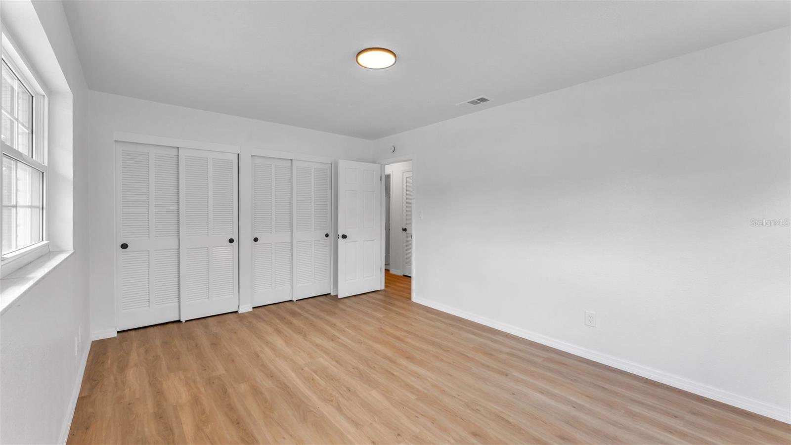 Image 36 of 63 For 5339 Sandra Way