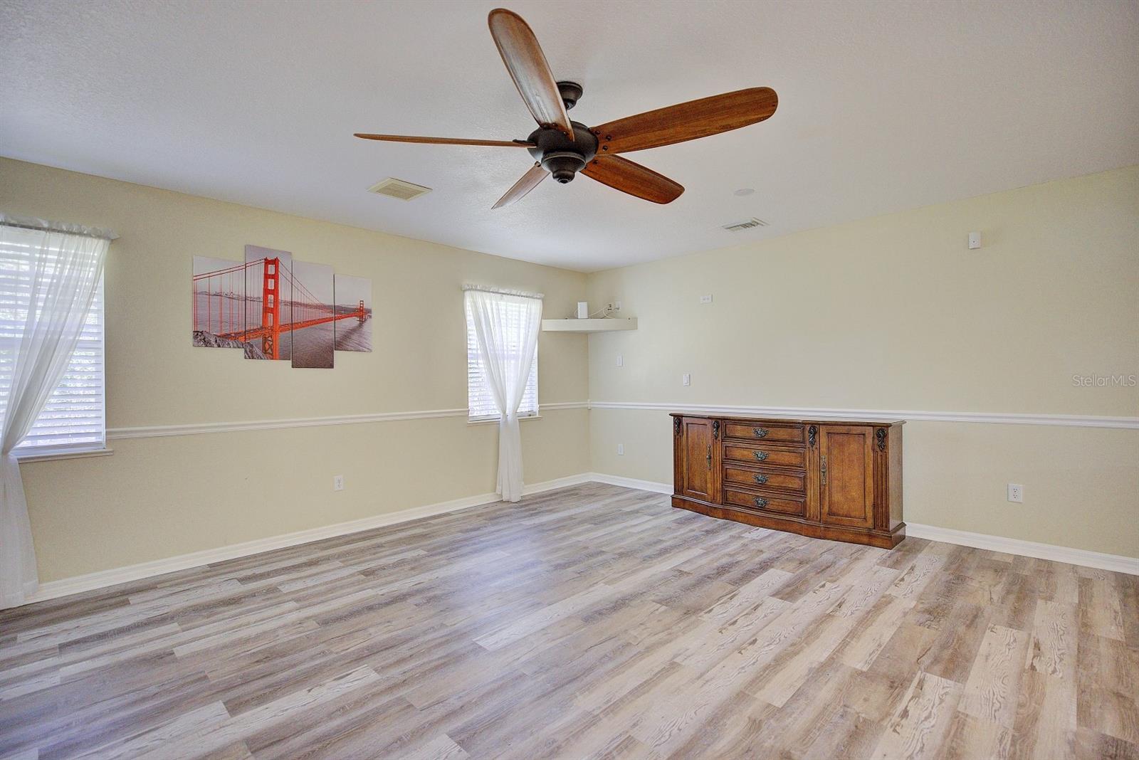 Image 16 of 29 For 1521 Lancia Avenue