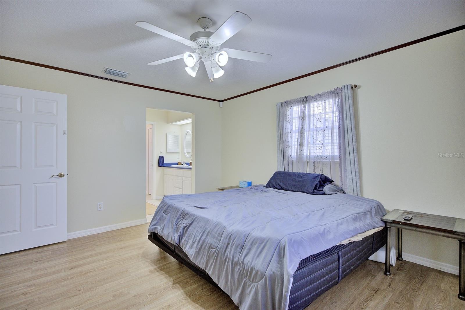 Image 21 of 29 For 1521 Lancia Avenue