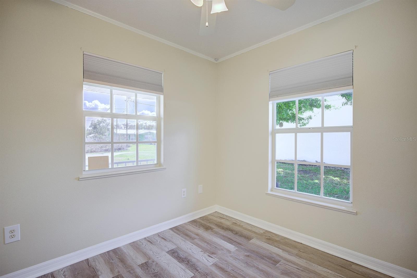 Image 7 of 29 For 1521 Lancia Avenue