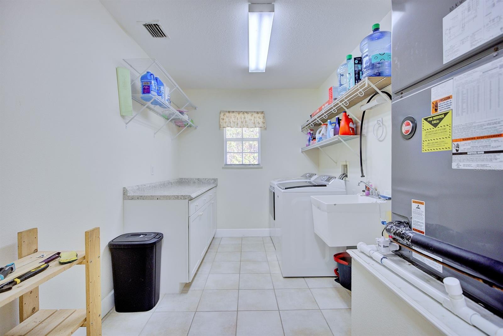 Image 9 of 29 For 1521 Lancia Avenue