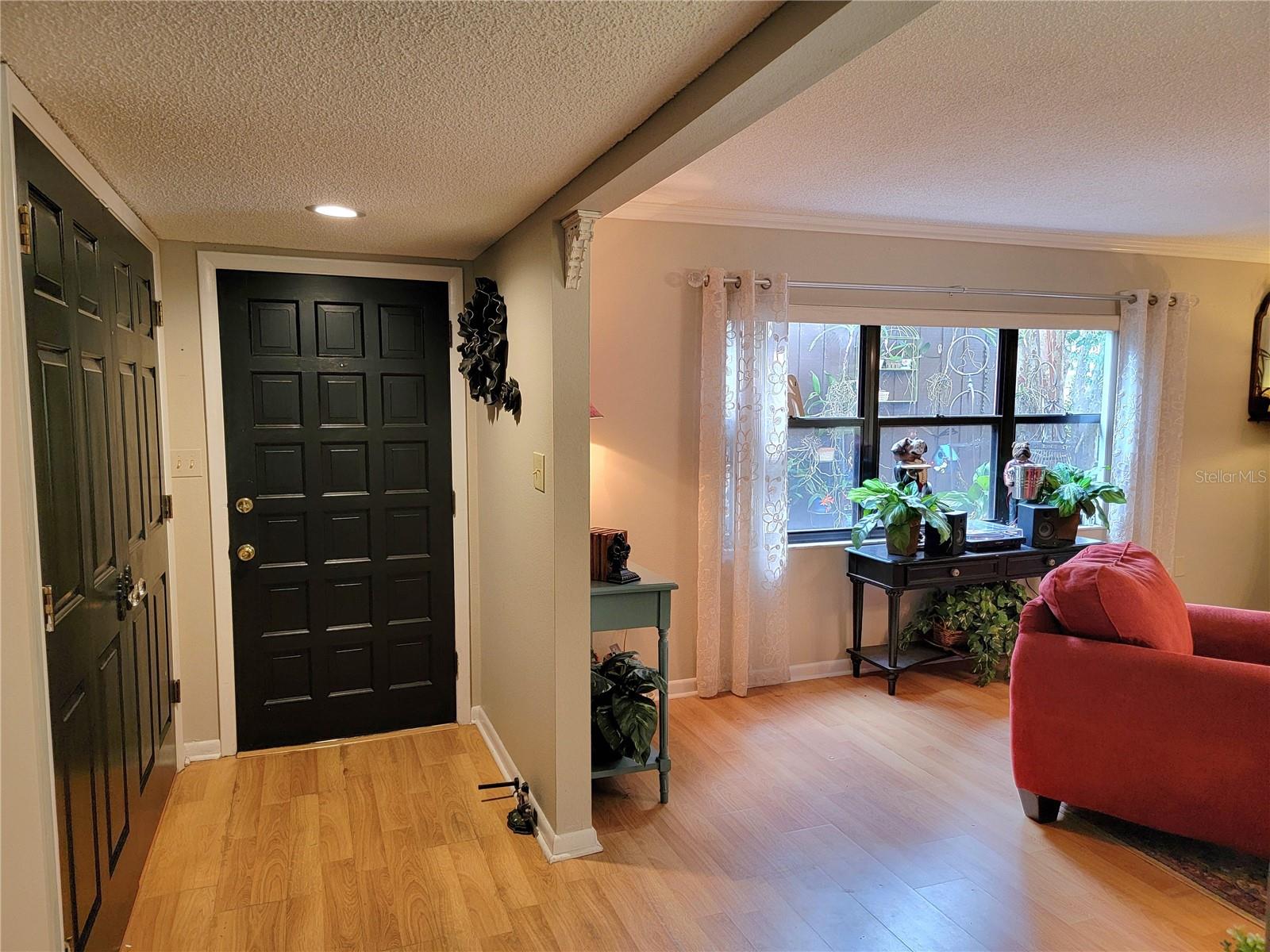 Image 2 of 59 For 1 Casa Loma Way