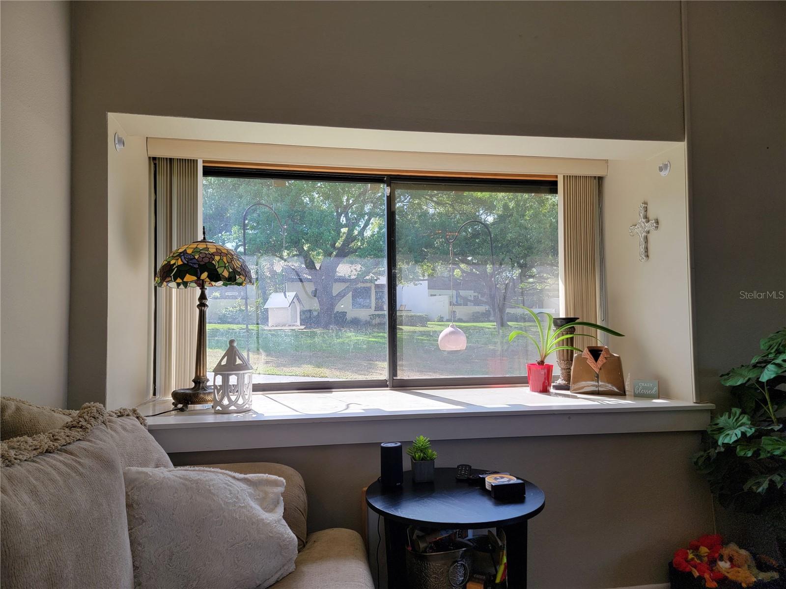 Image 21 of 59 For 1 Casa Loma Way