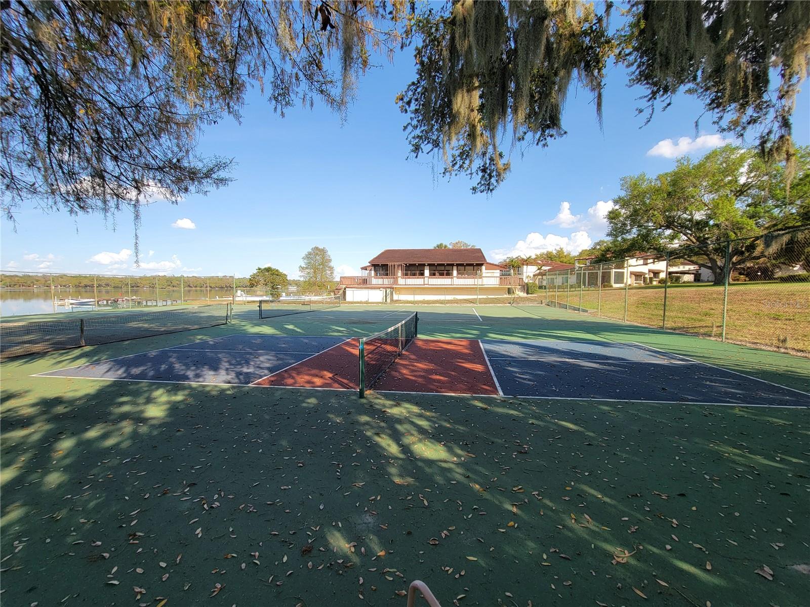 Image 40 of 59 For 1 Casa Loma Way