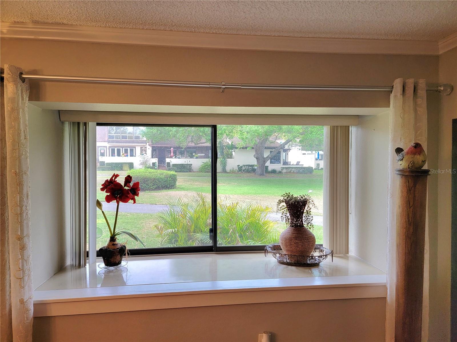 Image 8 of 59 For 1 Casa Loma Way