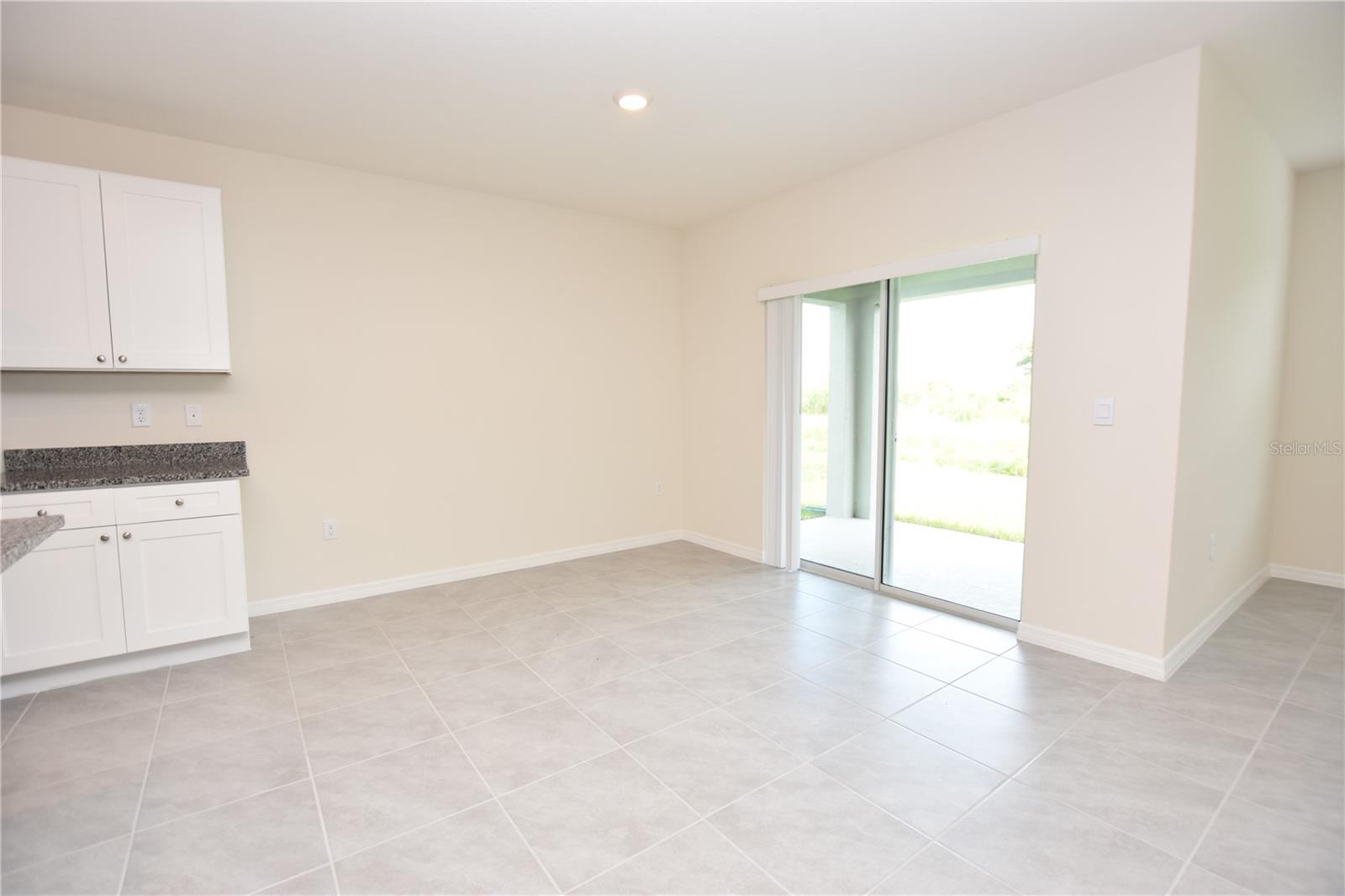 Image 5 of 31 For 5552 Siltstone Street