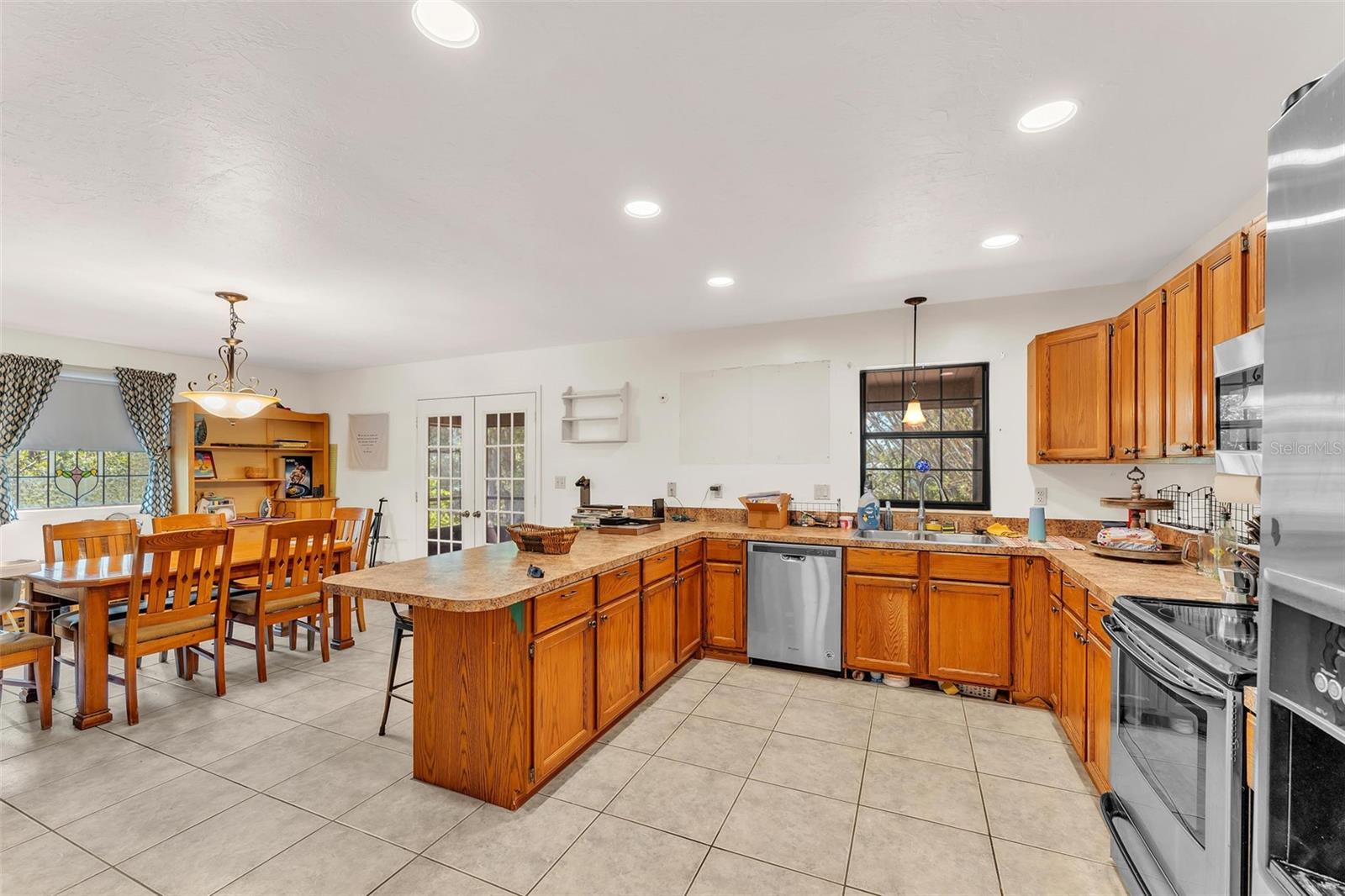 Image 15 of 55 For 5324 Lafayette Avenue