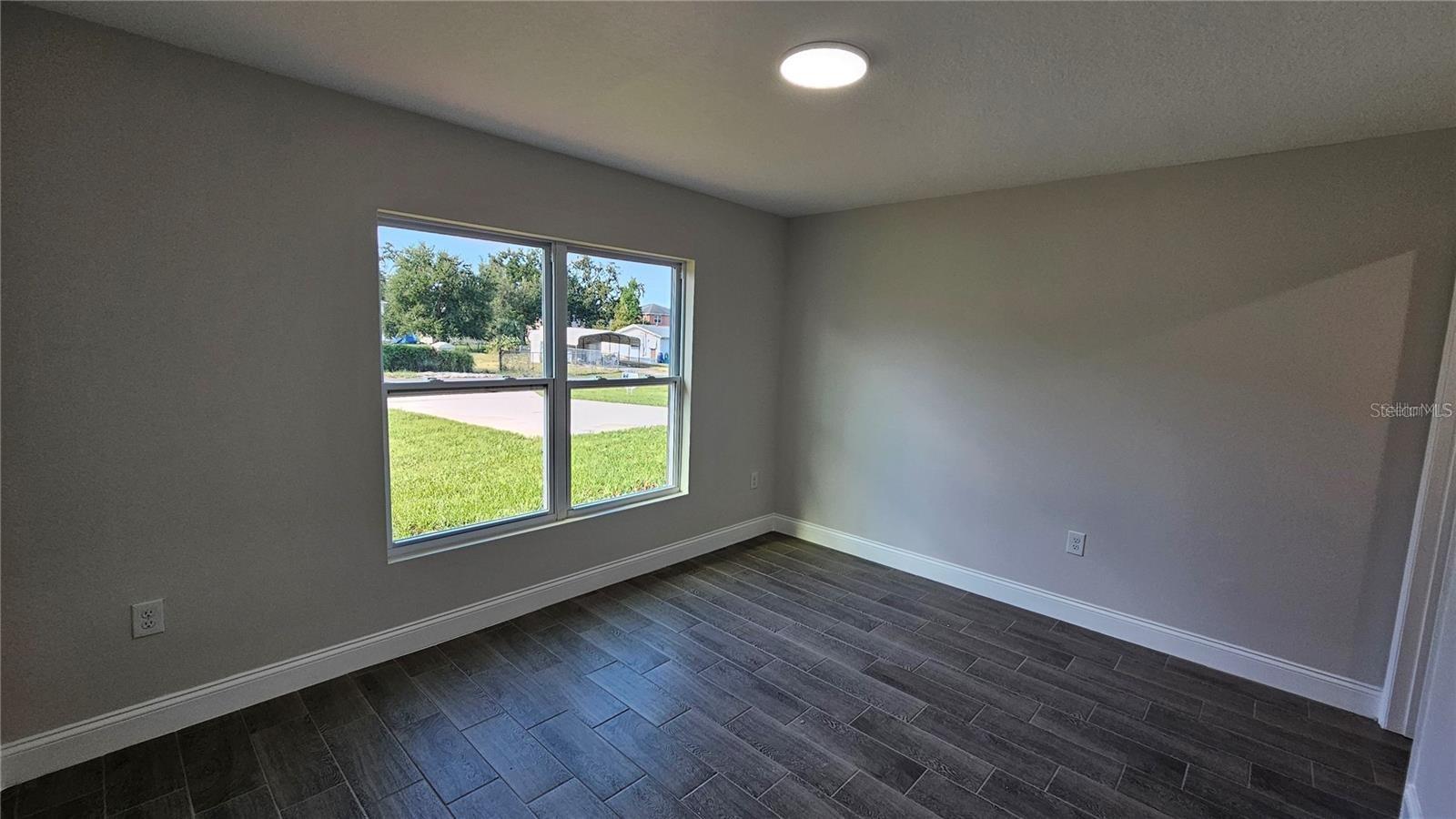 Image 10 of 16 For 602 Lime Avenue