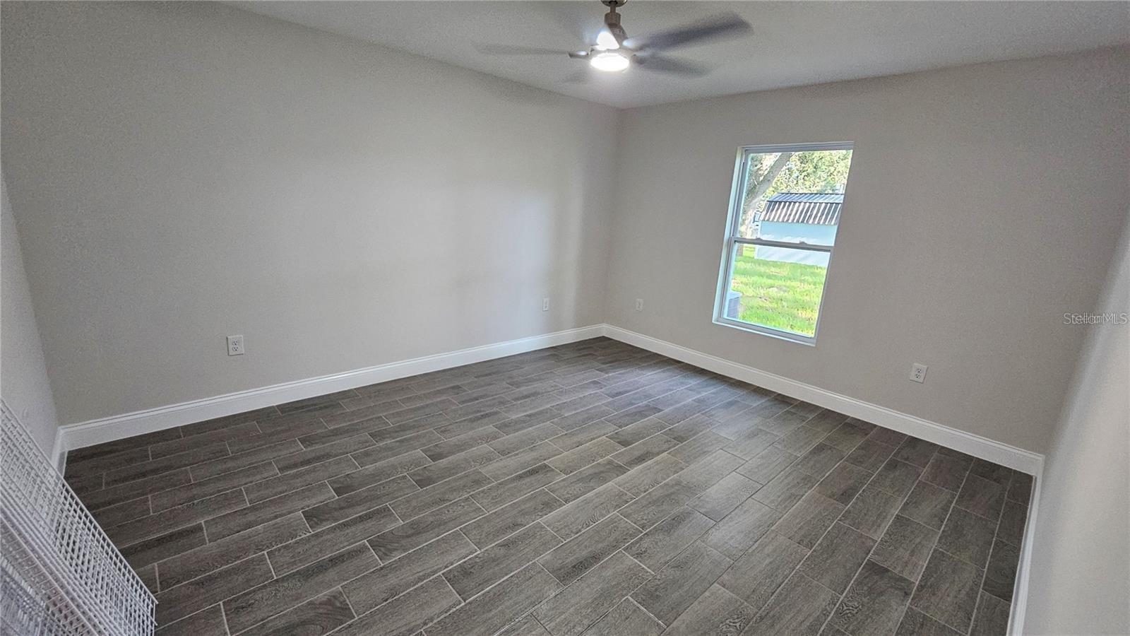 Image 7 of 16 For 602 Lime Avenue