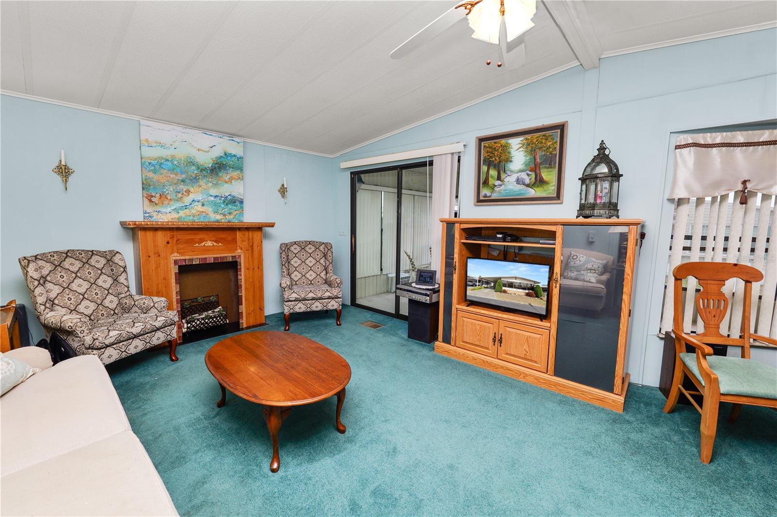 Image 11 of 63 For 4109 Sprucewood Street