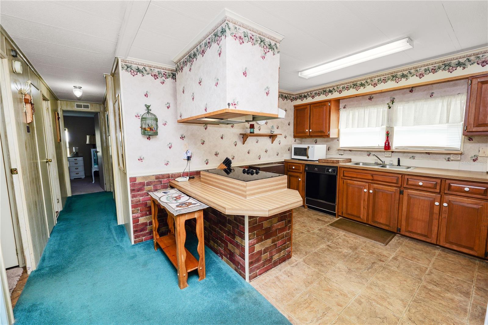 Image 22 of 63 For 4109 Sprucewood Street