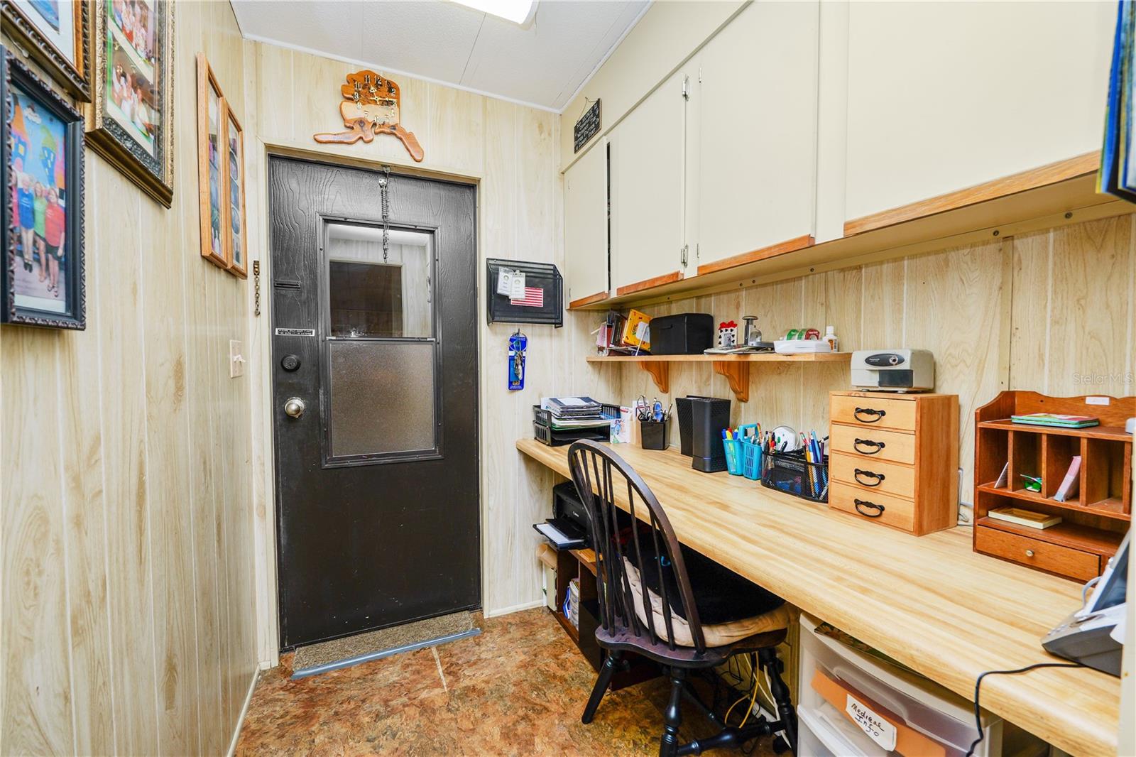 Image 23 of 63 For 4109 Sprucewood Street