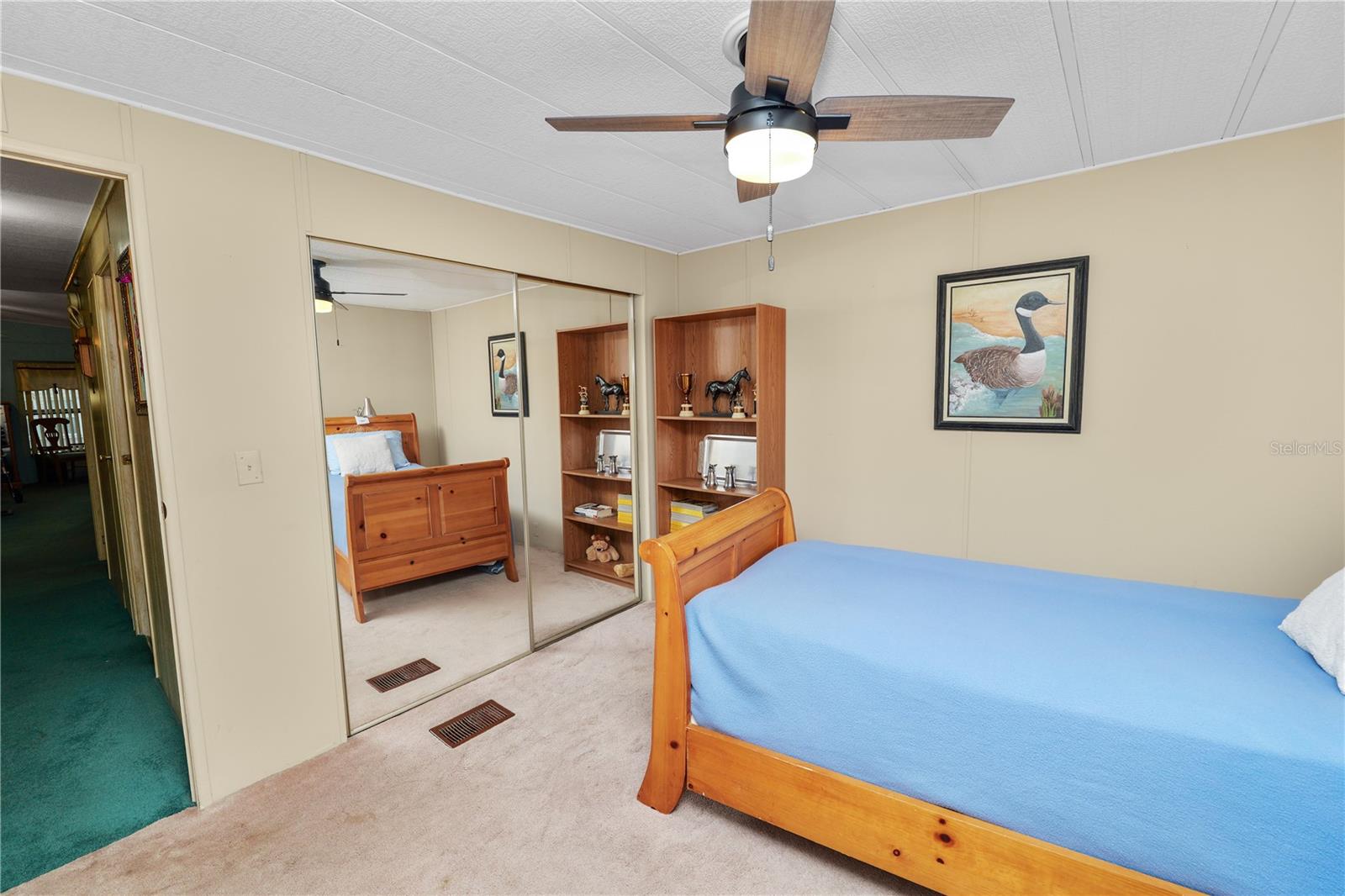 Image 27 of 63 For 4109 Sprucewood Street