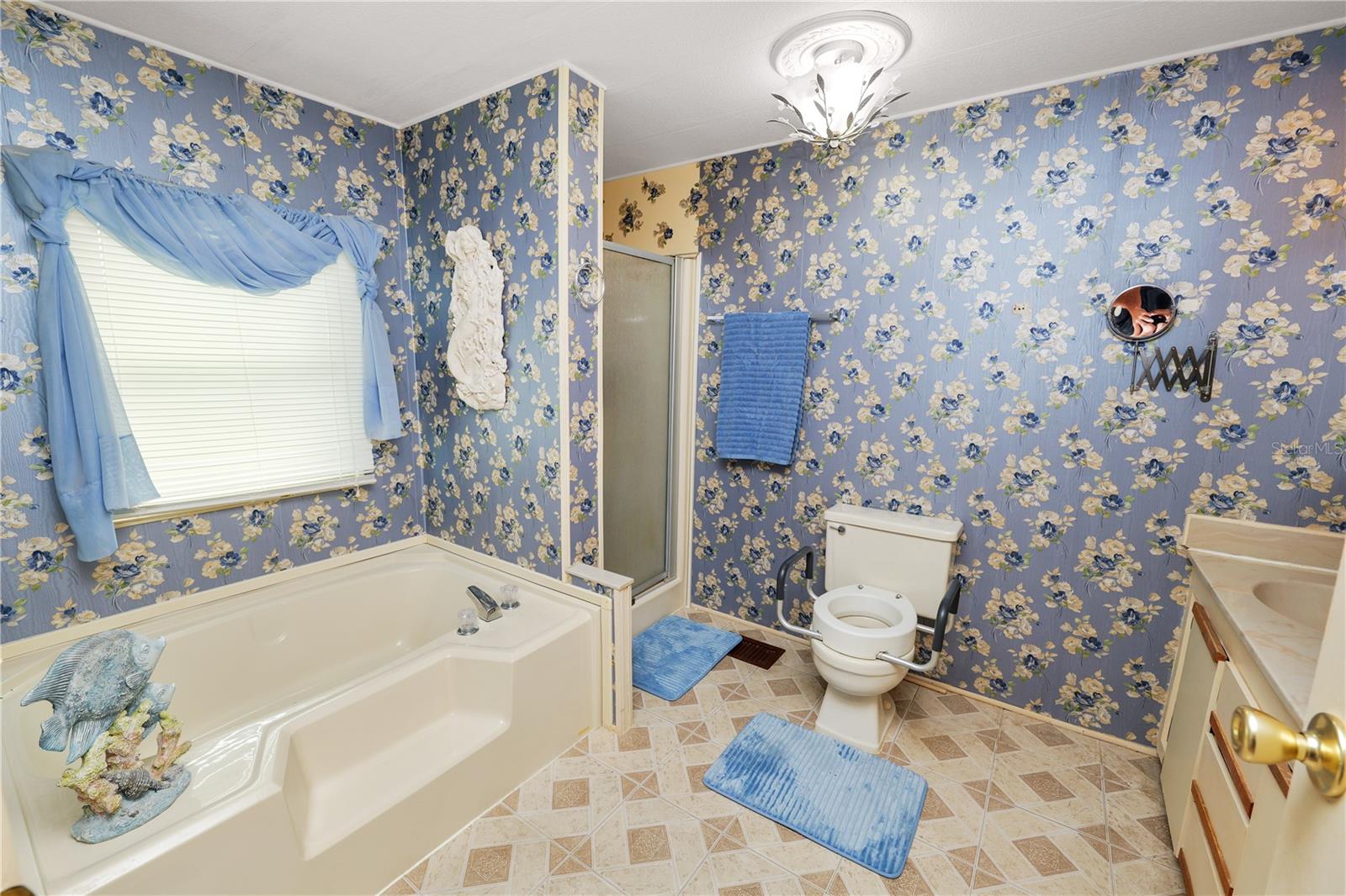 Image 31 of 63 For 4109 Sprucewood Street