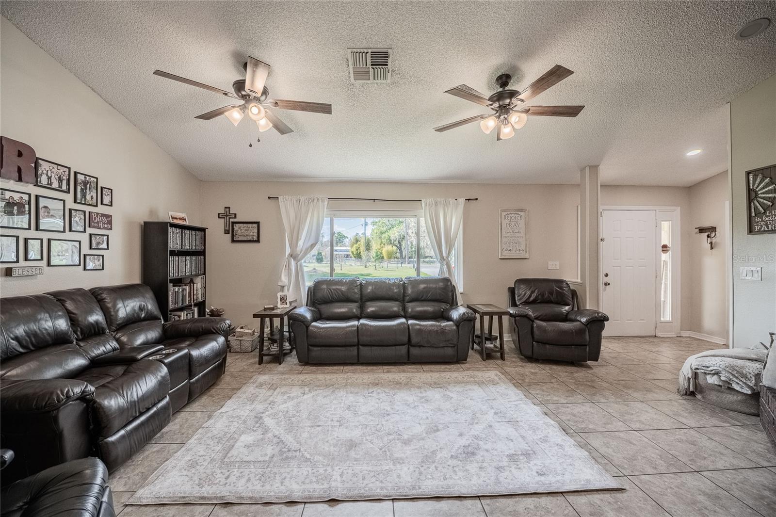 Image 10 of 51 For 3410 Timberlake Rd N