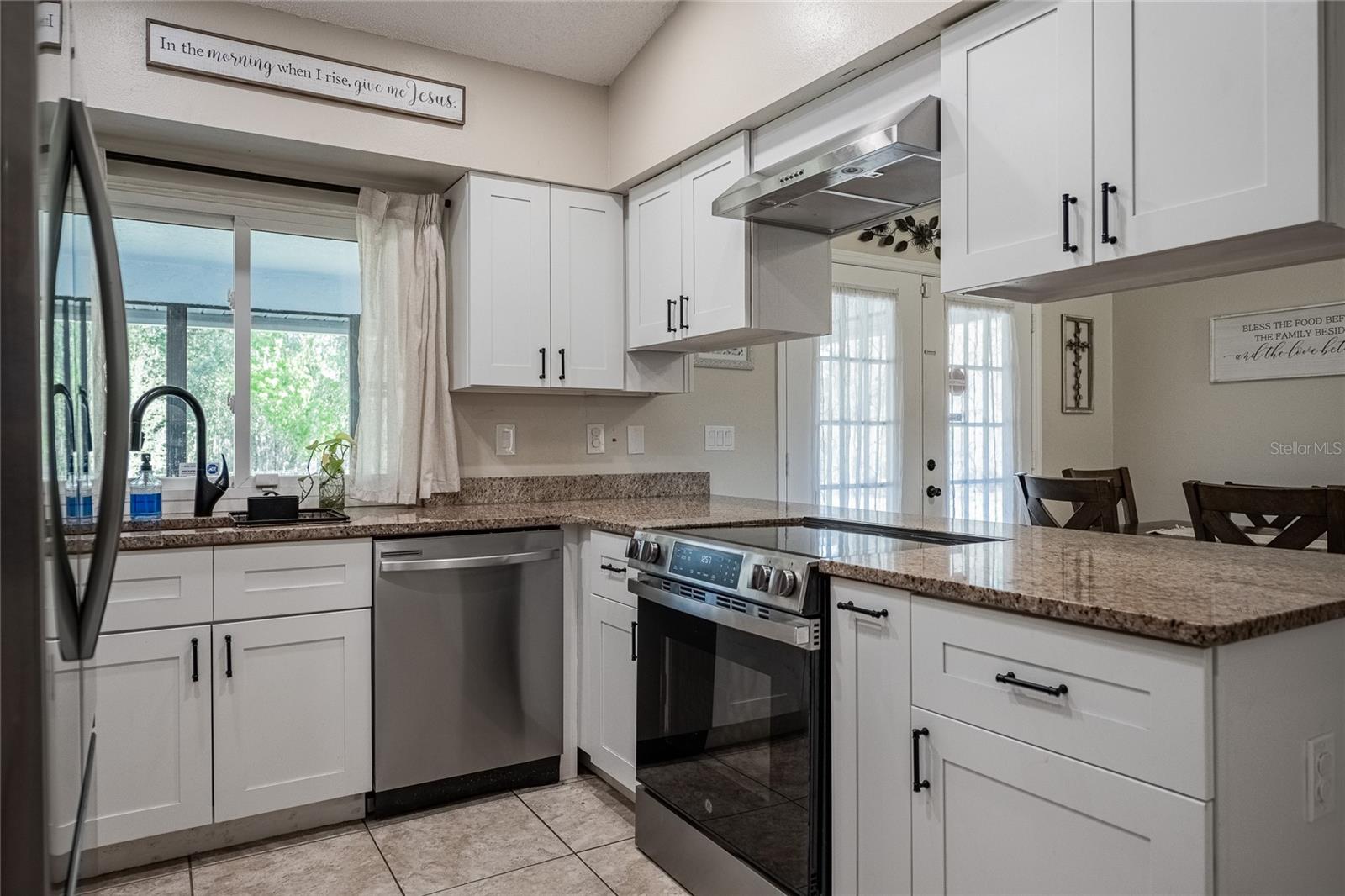 Image 14 of 51 For 3410 Timberlake Rd N