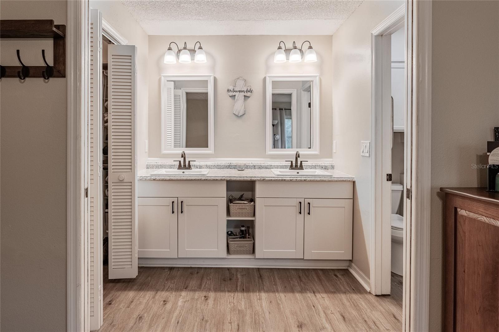 Image 20 of 51 For 3410 Timberlake Rd N