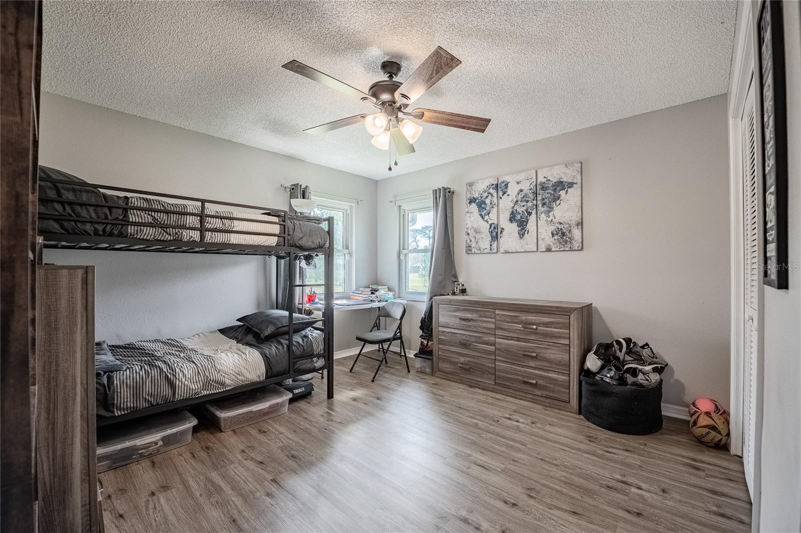 Image 26 of 51 For 3410 Timberlake Rd N