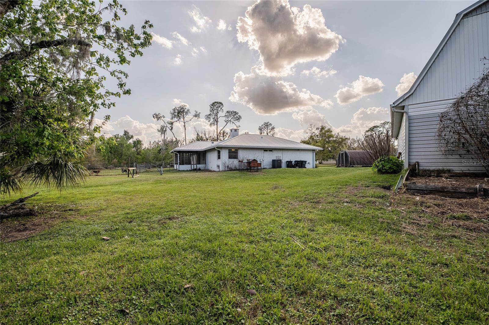 Image 35 of 51 For 3410 Timberlake Rd N