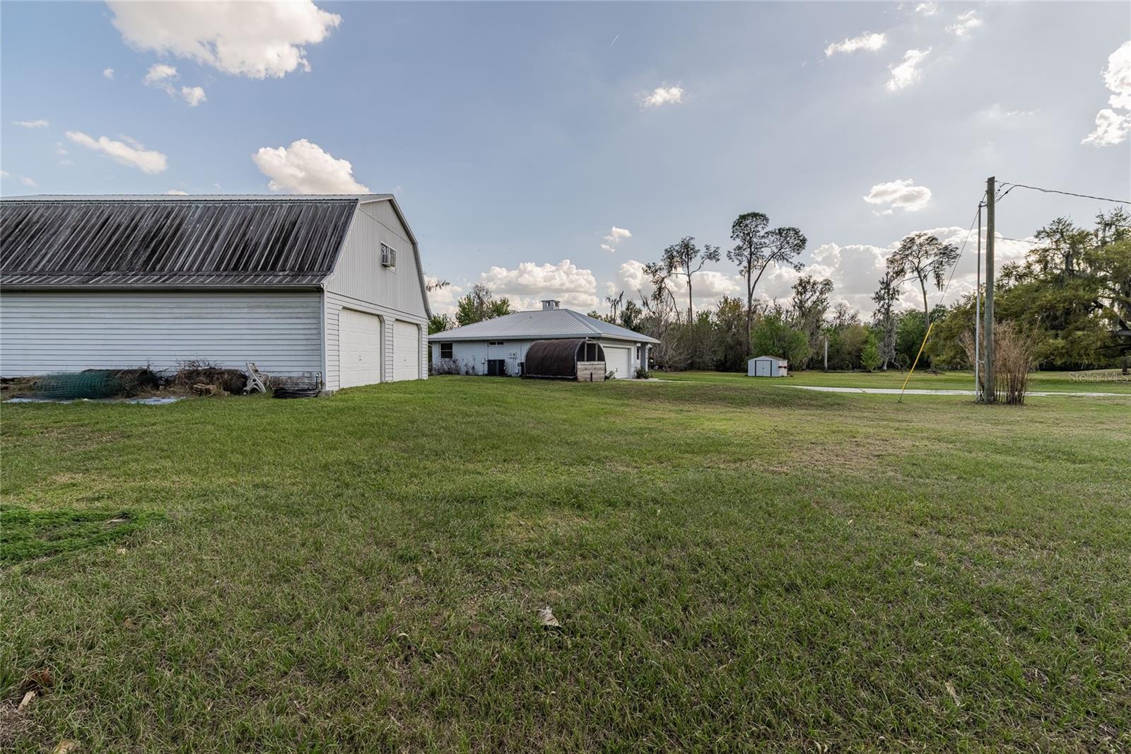 Image 37 of 51 For 3410 Timberlake Rd N