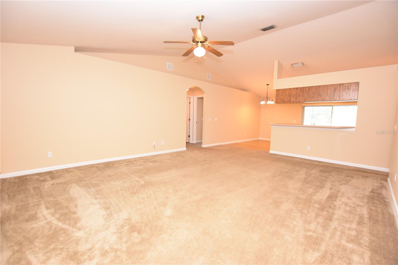 Image 10 of 29 For 7109 Evergreen Boulevard