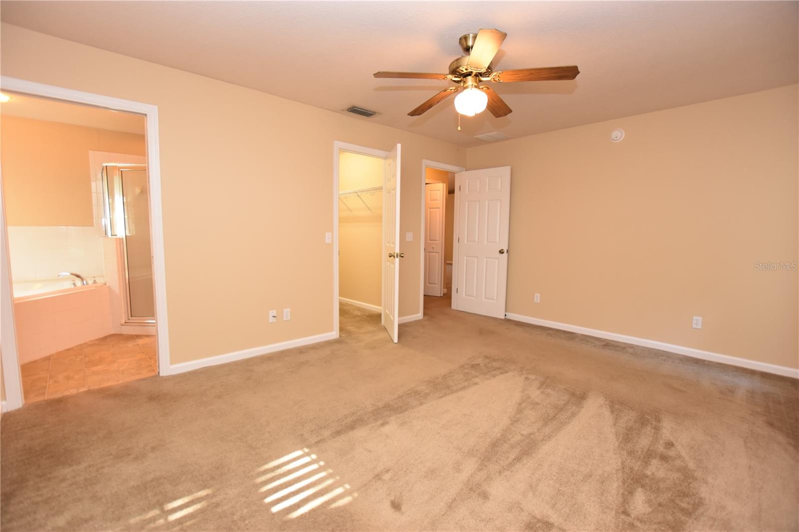 Image 14 of 29 For 7109 Evergreen Boulevard