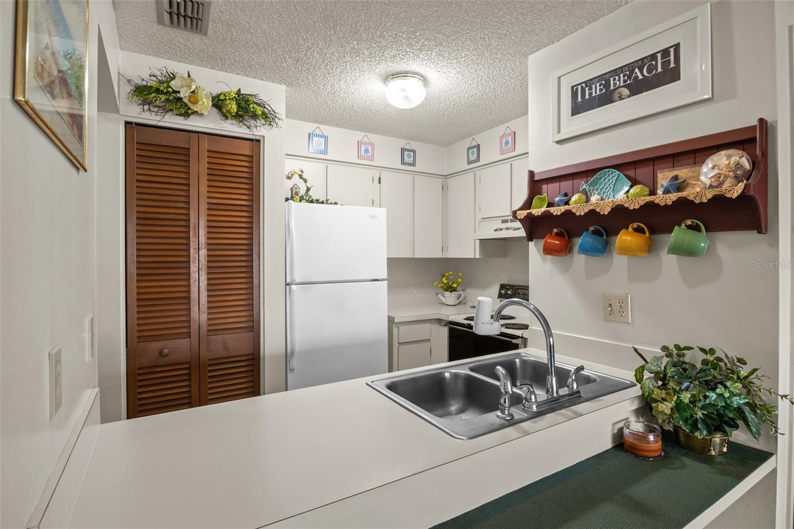 Image 8 of 24 For 6138 Topher Trail 1