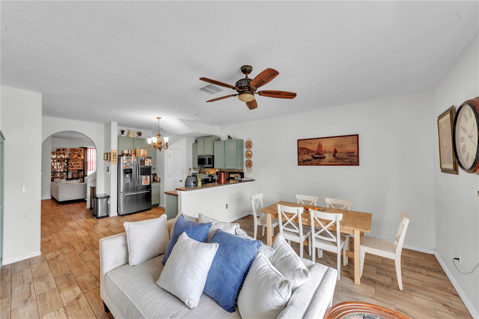 Image 10 of 31 For 1939 Greenwood Valley Drive