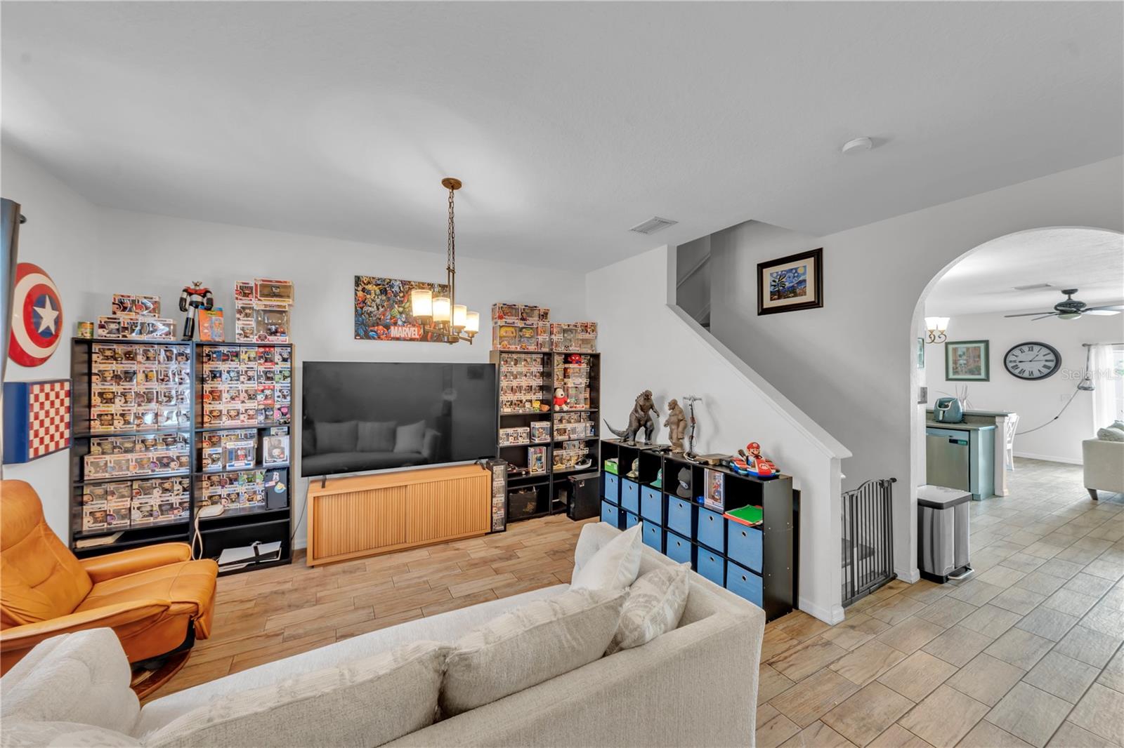 Image 2 of 31 For 1939 Greenwood Valley Drive