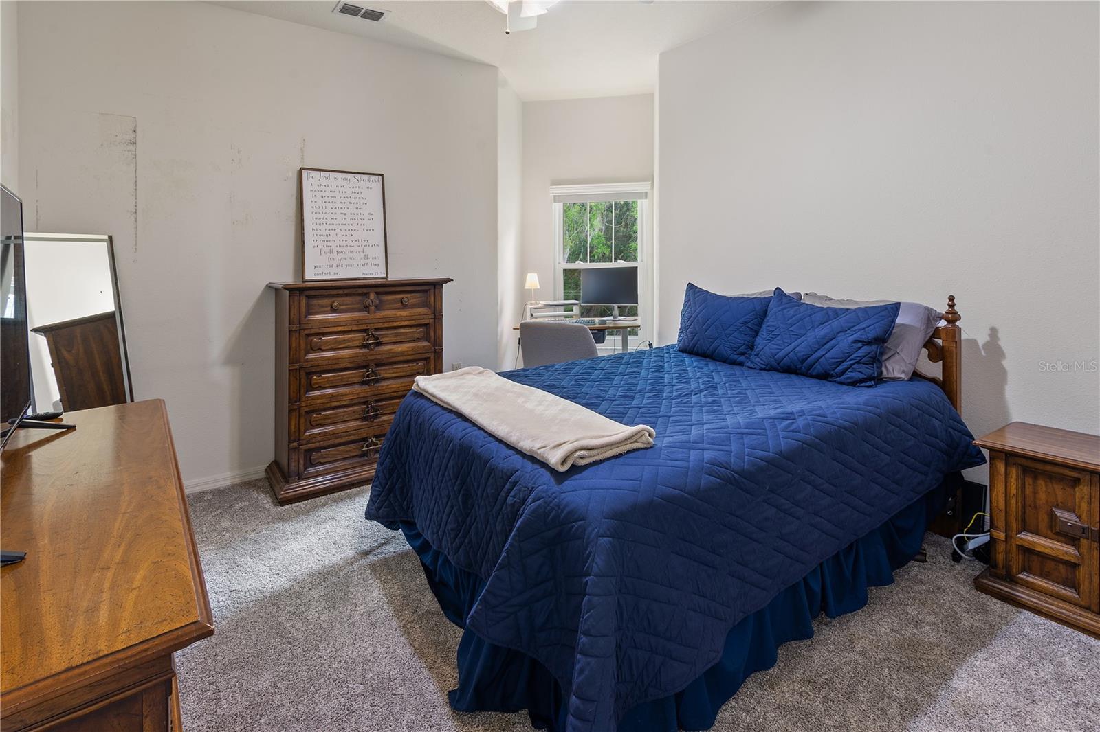 Listing photo id 19 for 3818 Serenade Lane 3818