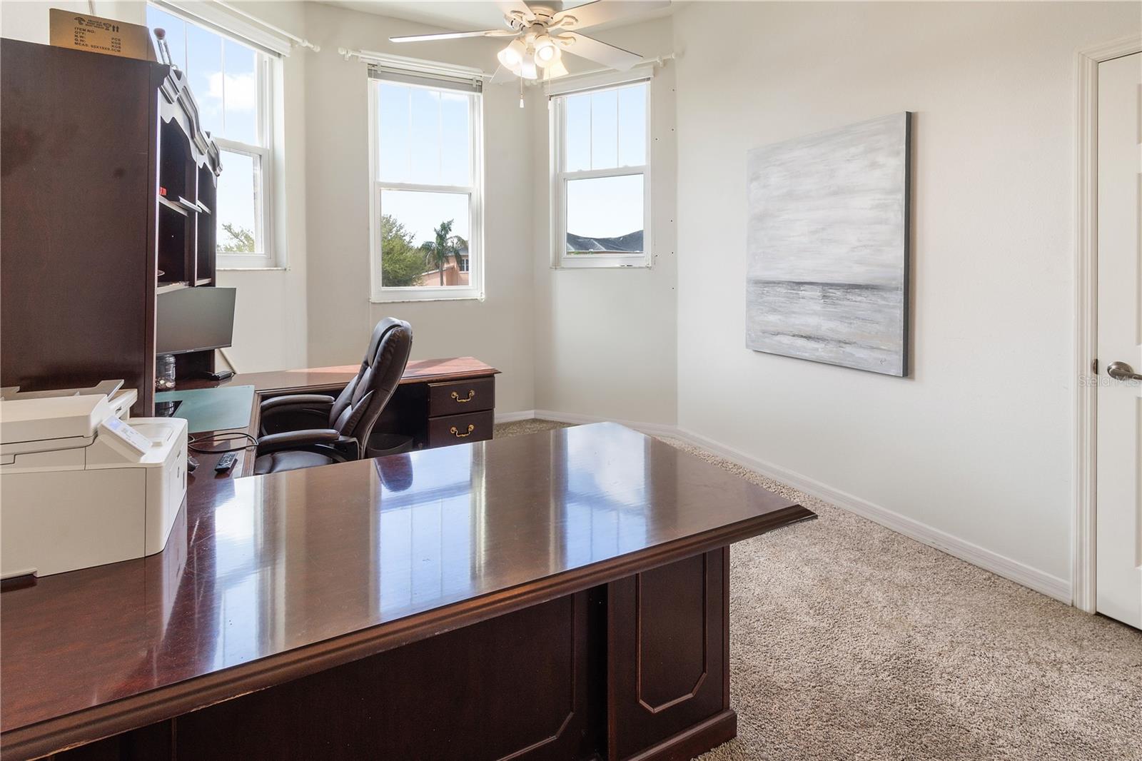 Listing photo id 24 for 3818 Serenade Lane 3818