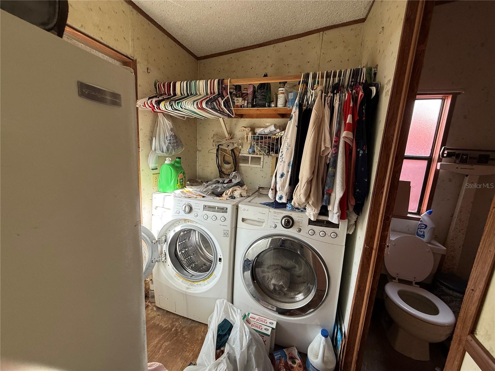 Image 31 of 48 For 12708 Farmettes Road