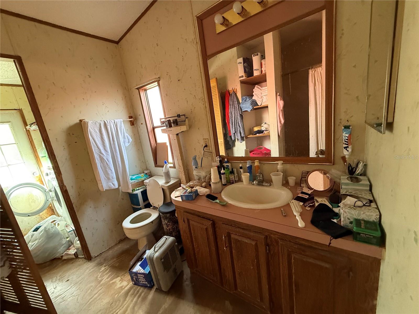 Image 41 of 48 For 12708 Farmettes Road