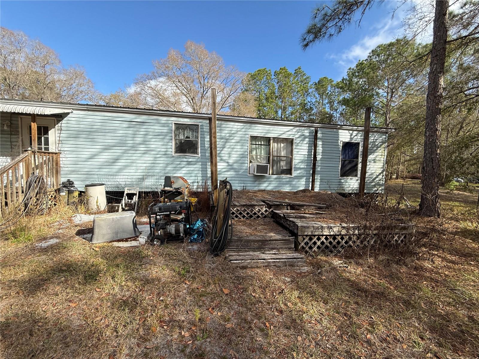 Image 7 of 48 For 12708 Farmettes Road