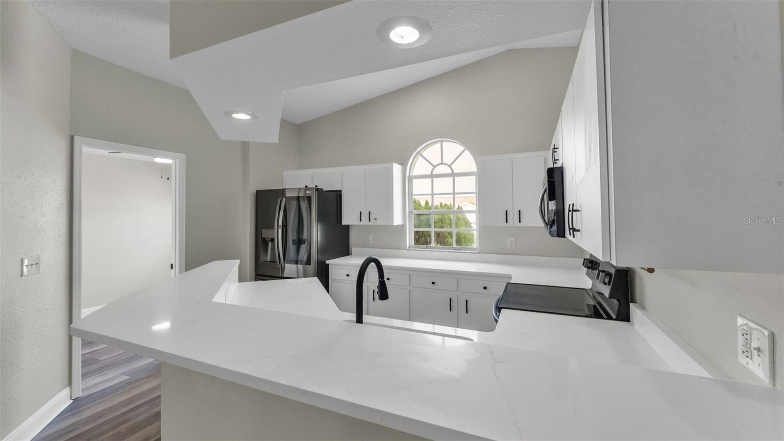 Image 13 of 15 For 752 Hunt Drive