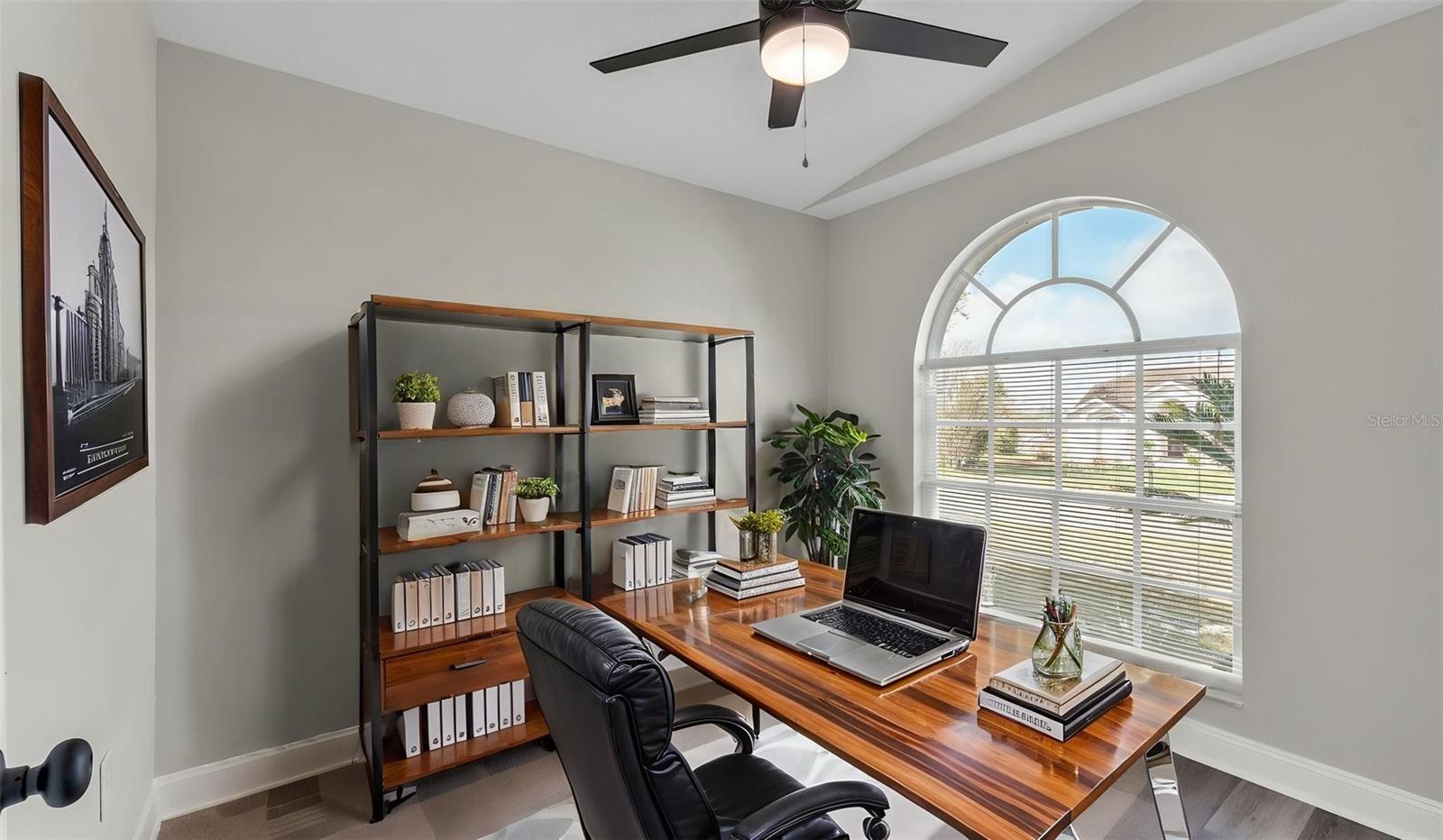 Image 4 of 15 For 752 Hunt Drive